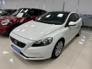 Volvo V40 2013 Бензин