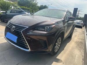 Lexus NX 2017 Бензин