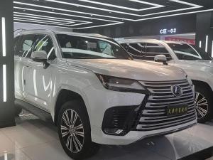 Lexus LX 2024 Бензин