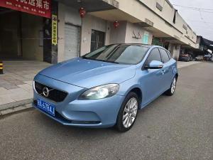 Volvo V40 2013 Бензин