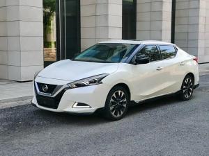 Nissan Bluebird 2016 Бензин