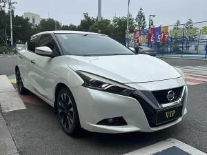 Nissan Bluebird 2016 Бензин