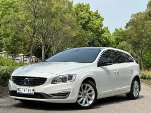 Volvo V60 2017 Бензин