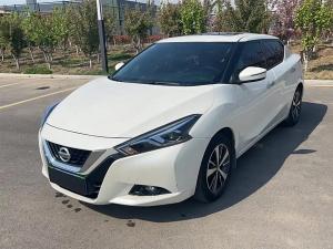 Nissan Bluebird 2021 Бензин