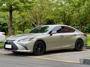 Lexus ES 2022 Гибрид