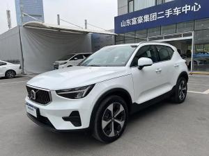 Volvo XC40 2022 Гибрид