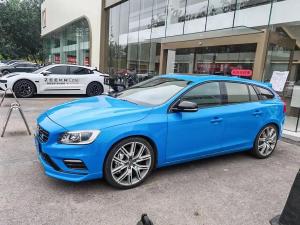 Volvo V60 2017 Бензин