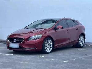 Volvo V40 2013 Бензин