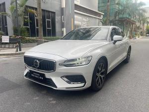 Volvo S60 2023 Гибрид