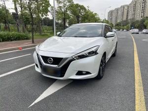 Nissan Bluebird 2020 Бензин