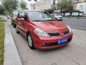 Nissan  Tiida 2007 Бензин