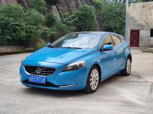 Volvo V40 2014 Бензин