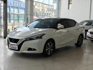 Nissan Bluebird 2022 Бензин