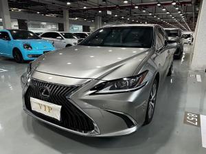 Lexus ES 2021 Бензин