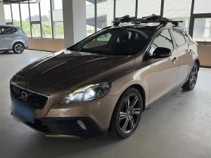 Volvo V40 2014 Бензин