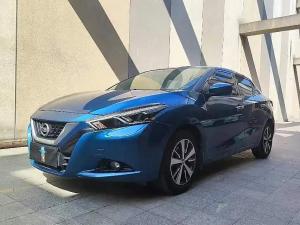 Nissan Bluebird 2018 Бензин