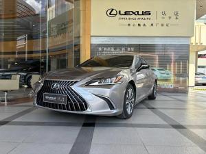 Lexus ES 2023 Бензин