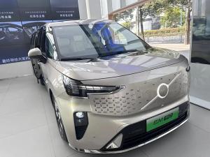 Volvo EM90 2024 Электрический