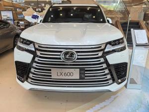 Lexus LX 2024 Бензин