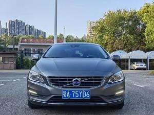 Volvo S60 2016 Бензин