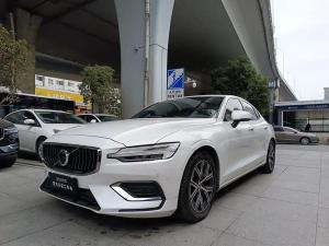 Volvo S60 2023 Гибрид