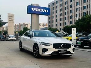 Volvo S60 2023 Гибрид