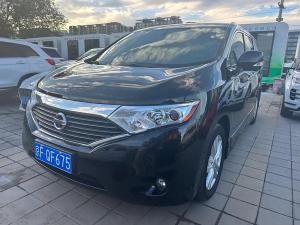 Nissan Quest 2016 Бензин