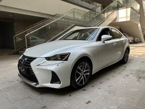 Lexus IS 2018 Бензин