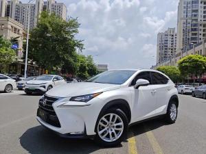 Lexus NX 2015 Бензин