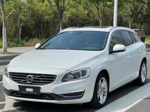 Volvo V60 2017 Бензин