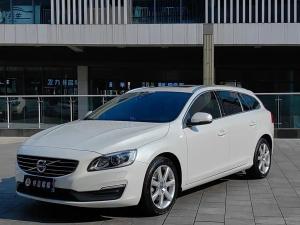 Volvo V60 2017 Бензин
