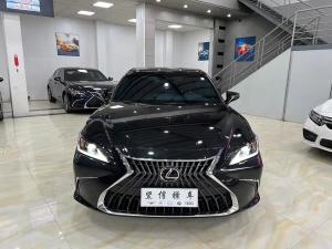 Lexus ES 2023 Гибрид