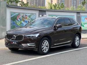 Volvo XC60 2021 Бензин