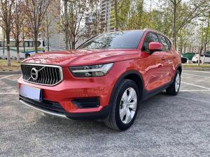 Volvo XC40 2021 Бензин