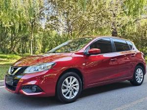 Nissan  Tiida 2017 Бензин