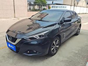 Nissan Bluebird 2019 Бензин