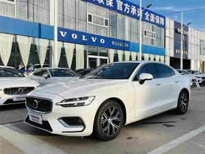 Volvo S60 2023 Гибрид