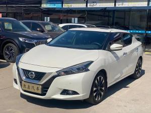 Nissan Bluebird 2019 Бензин