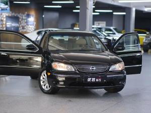 Nissan Cefiro 2004 Бензин