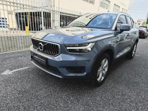 Volvo XC40 2022 Бензин