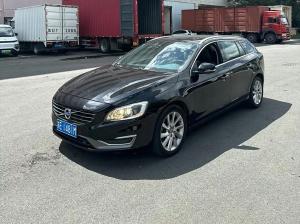 Volvo V60 2014 Бензин