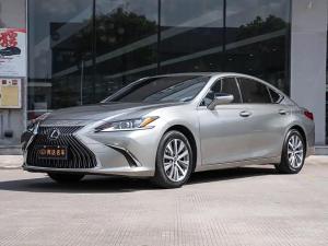 Lexus ES 2021 Бензин