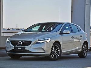Volvo V40 2018 Бензин