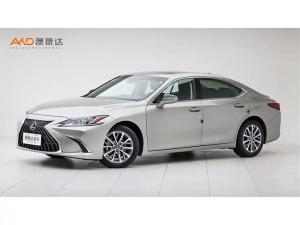 Lexus ES 2022 Бензин