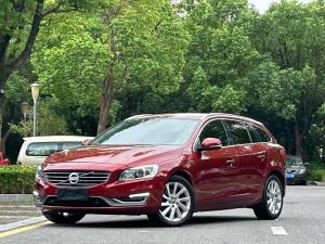 Volvo V60 2014 Бензин