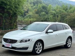 Volvo V60 2018 Бензин