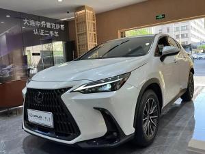 Lexus NX 2023 Бензин