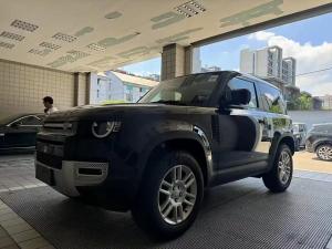 Land Rover Defender 2024 Бензин