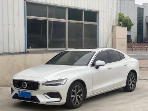 Volvo S60 2023 Гибрид
