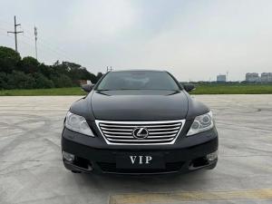 Lexus LS 2011 Бензин